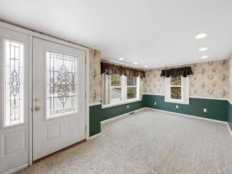 1720 Tiffin Road, Fremont, OH 43420 Photo 2