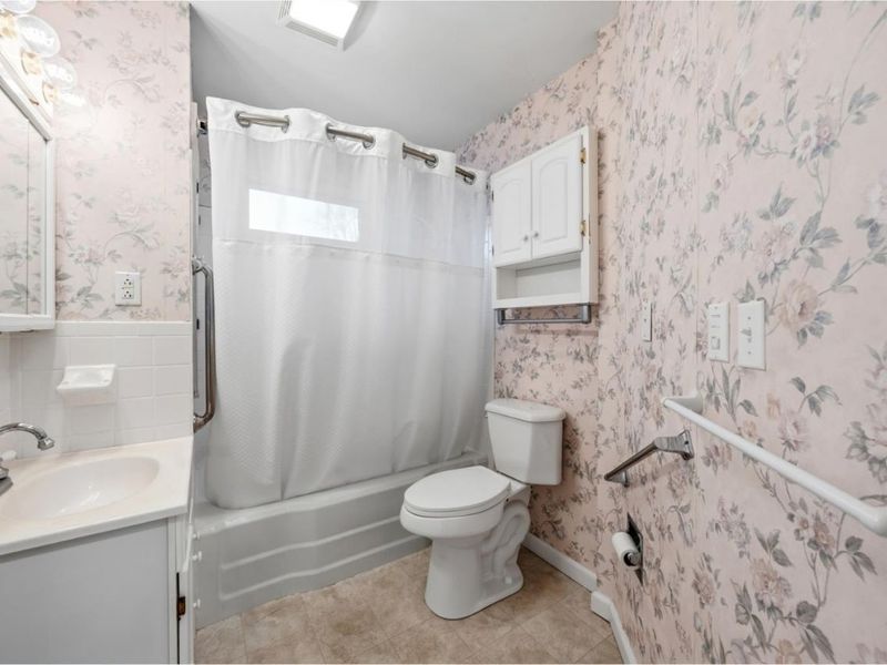 1720 Tiffin Road, Fremont, OH 43420 Photo 33