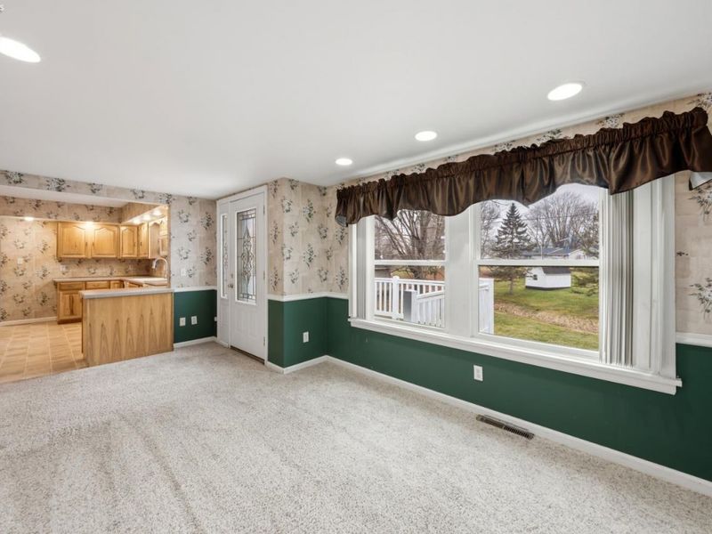 1720 Tiffin Road, Fremont, OH 43420 Photo 4