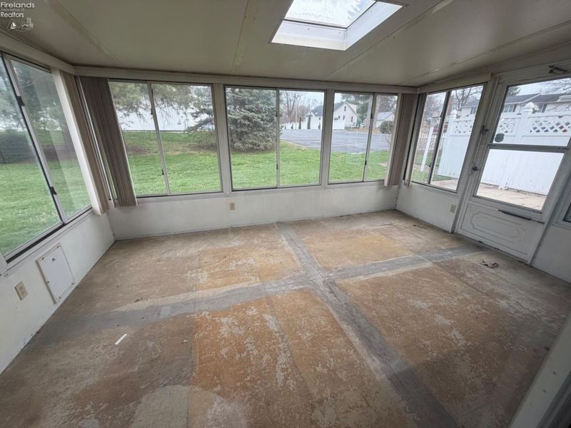 104 Leisure Lane, Norwalk, OH 44857 Photo 11