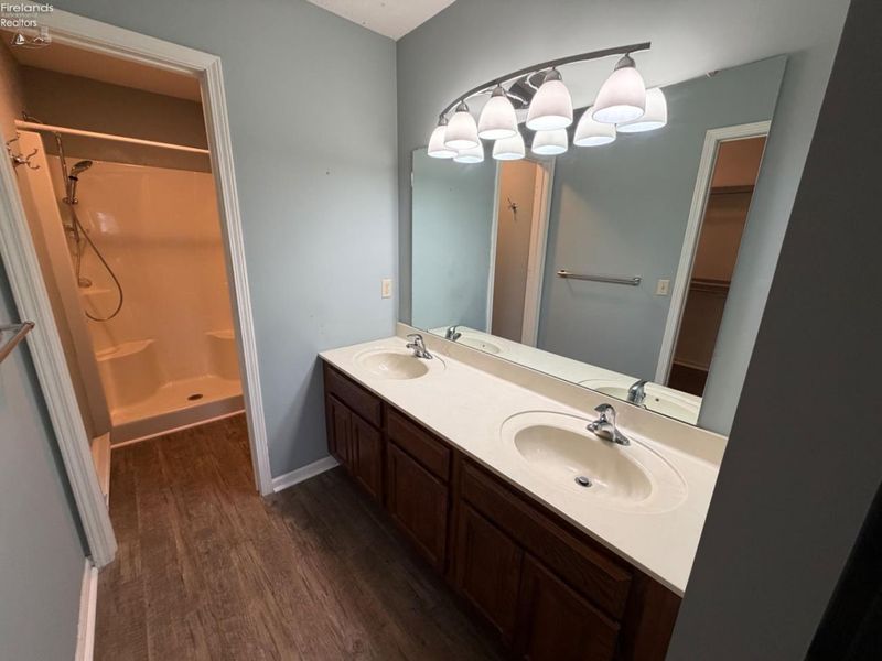 104 Leisure Lane, Norwalk, OH 44857 Photo 5