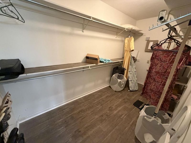 104 Leisure Lane, Norwalk, OH 44857 Photo 6