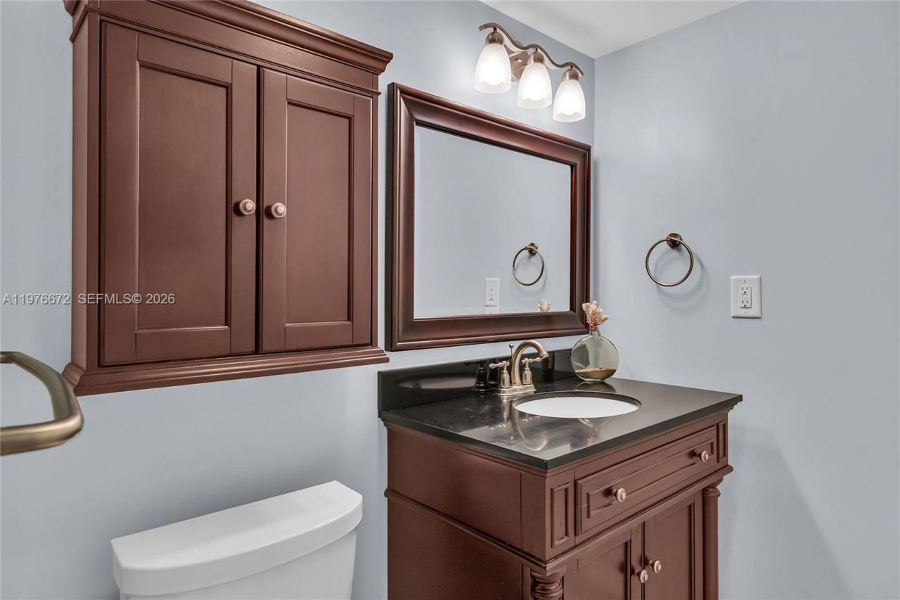 9320 S Hollybrook Lake Dr , Unit 108, Pembroke Pines, FL 33025 Photo