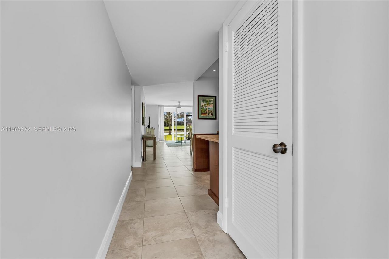 9320 S Hollybrook Lake Dr , Unit 108, Pembroke Pines, FL 33025 Photo