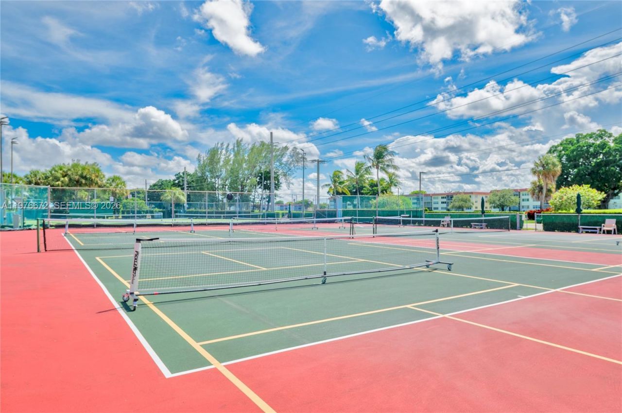 9320 S Hollybrook Lake Dr , Unit 108, Pembroke Pines, FL 33025 Photo