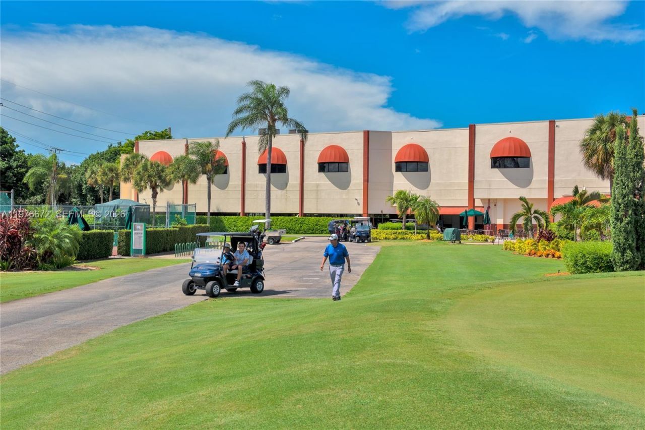 9320 S Hollybrook Lake Dr , Unit 108, Pembroke Pines, FL 33025 Photo