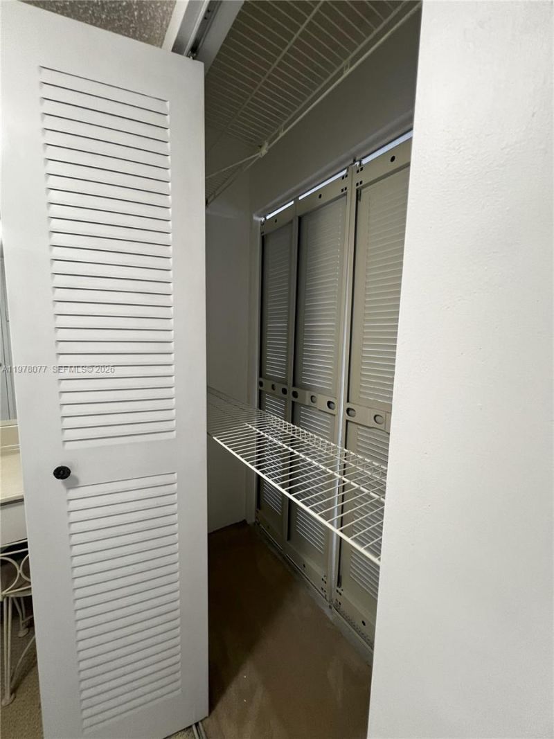 3701 N Country Club Dr , Unit 201, Aventura, FL 33180 Photo