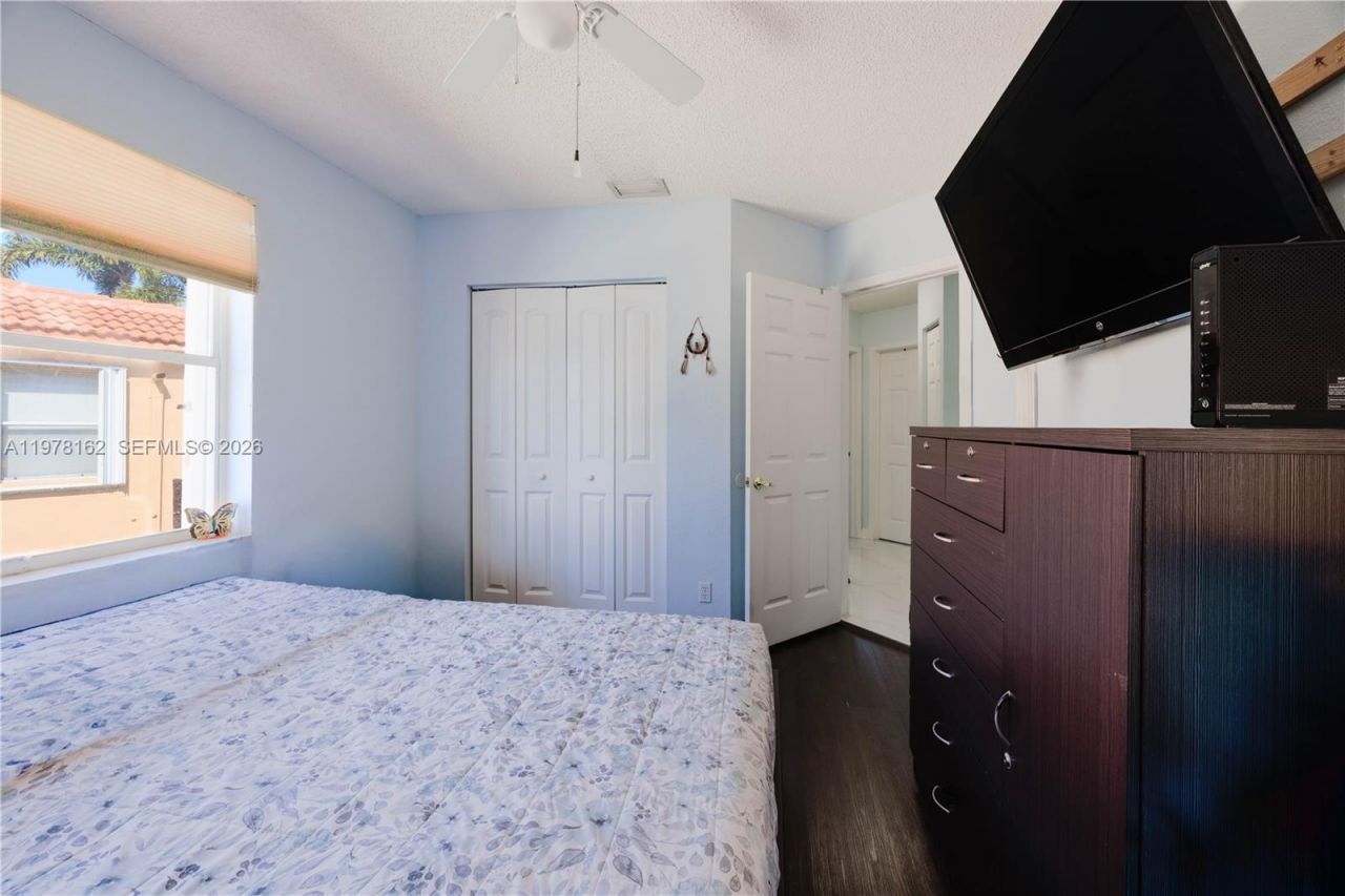 18438 NW 11th St, Pembroke Pines, FL 33029 Photo