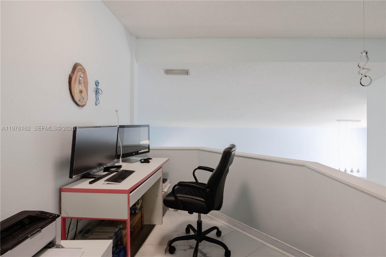 18438 NW 11th St, Pembroke Pines, FL 33029 Photo