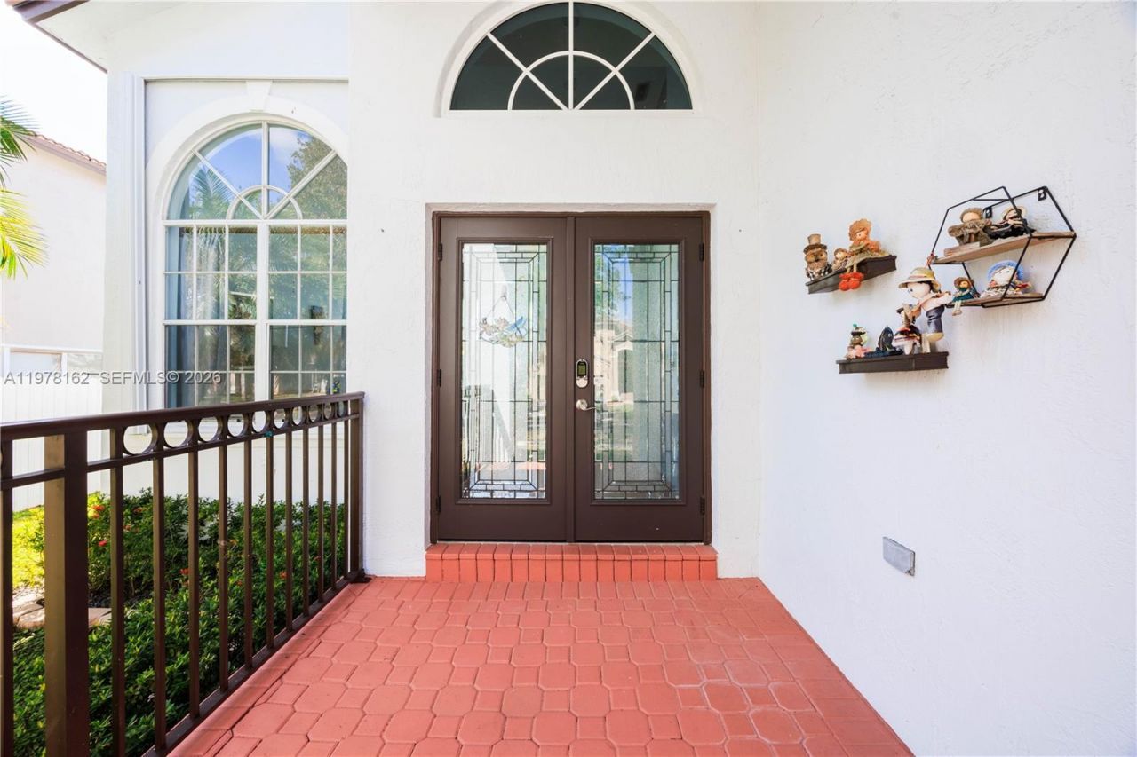 18438 NW 11th St, Pembroke Pines, FL 33029 Photo