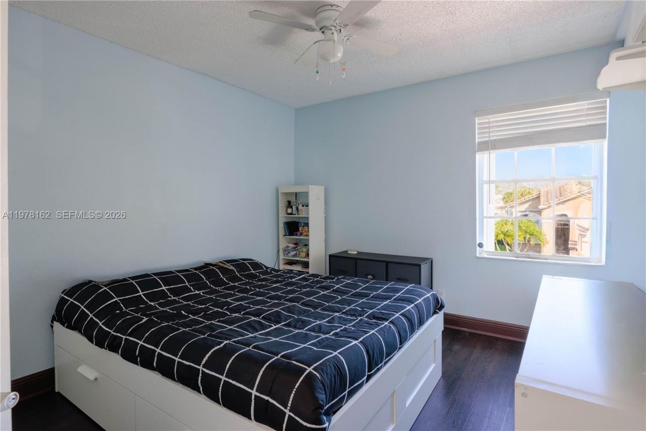 18438 NW 11th St, Pembroke Pines, FL 33029 Photo