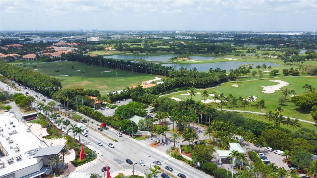 5300 Paseo Blvd , Unit 1807, Doral, FL 33166 Photo