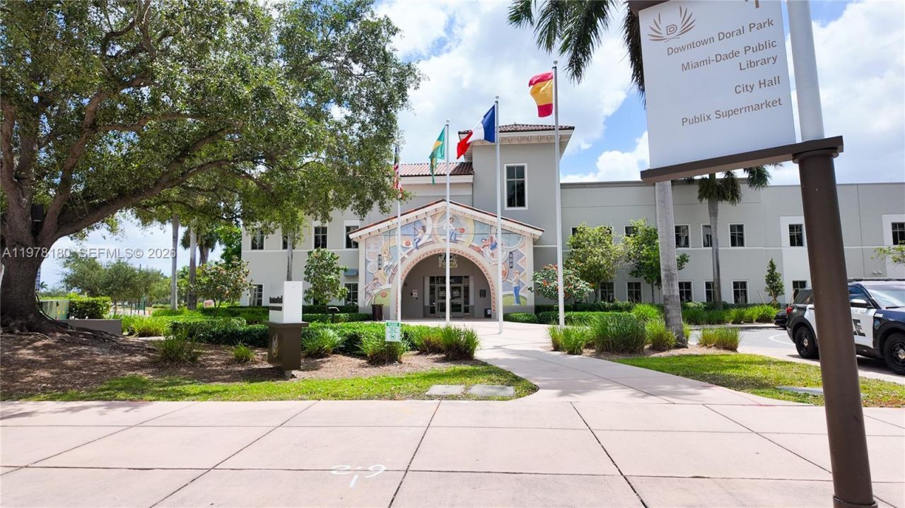 5300 Paseo Blvd , Unit 1807, Doral, FL 33166 Photo