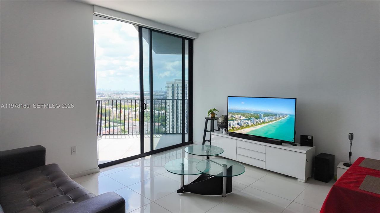 5300 Paseo Blvd , Unit 1807, Doral, FL 33166 Photo