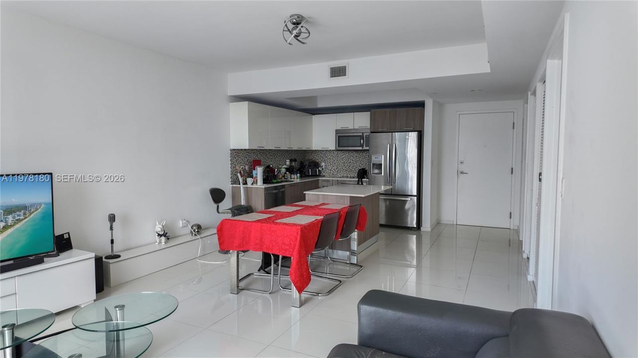 5300 Paseo Blvd , Unit 1807, Doral, FL 33166 Photo