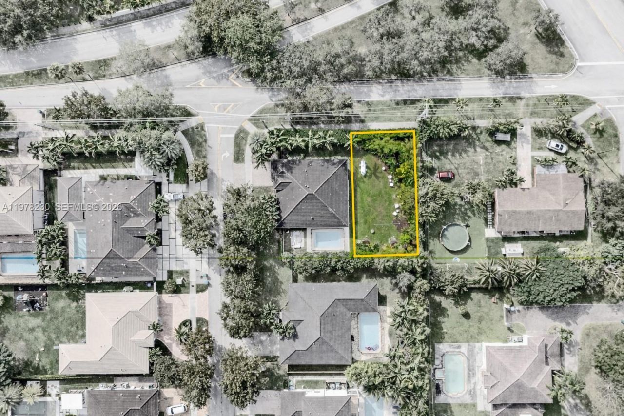 9151 SW 128 St, Kendall, FL 33176 Photo