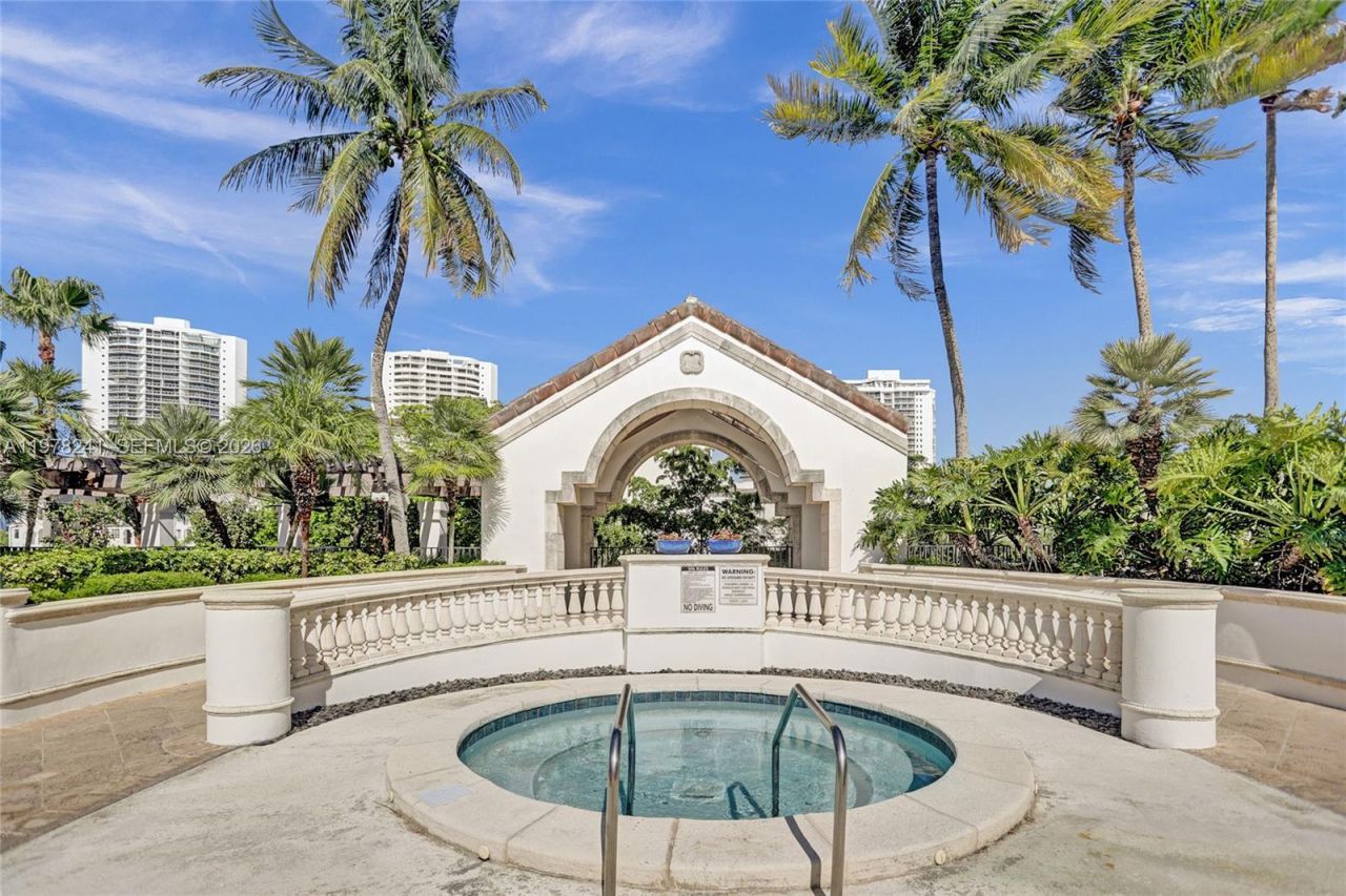 2000 Island Blvd , Unit 2802, Aventura, FL 33160 Photo