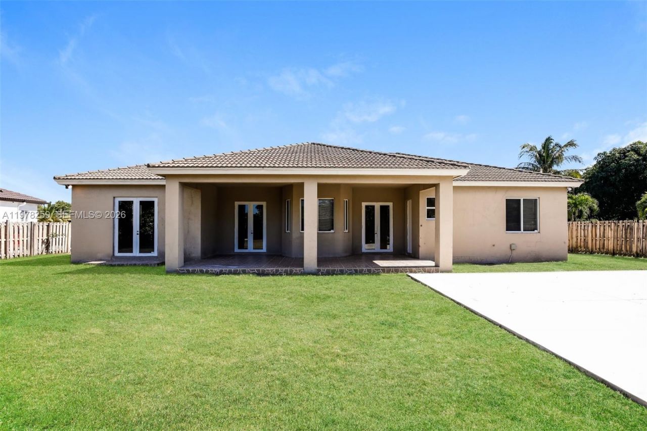 18686 SW 132nd Ave, Miami, FL 33177 Photo