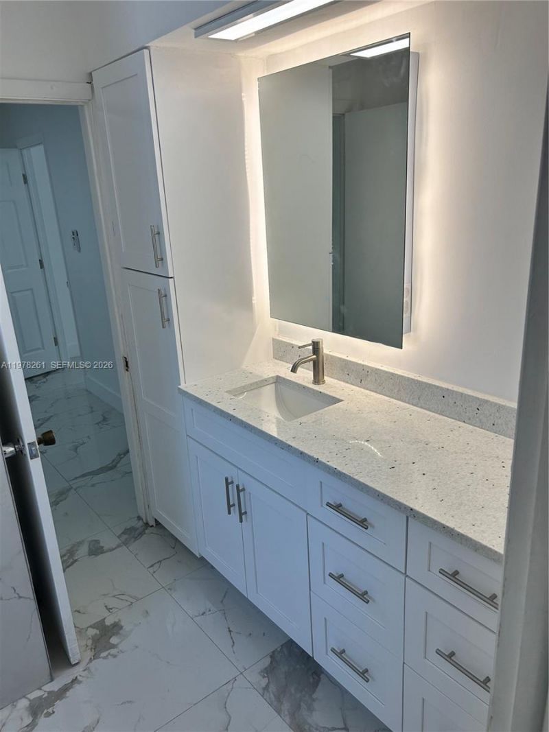 2000 Buchanan St, Unit 10, Hollywood, FL 33020 Photo