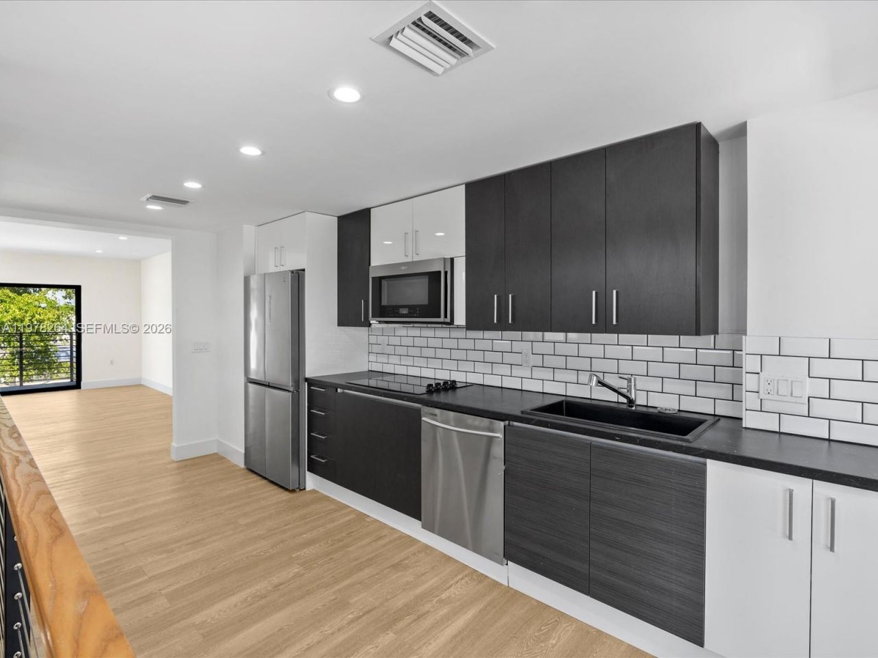 1134 71st St , Unit 1, Miami Beach, FL 33141 Photo