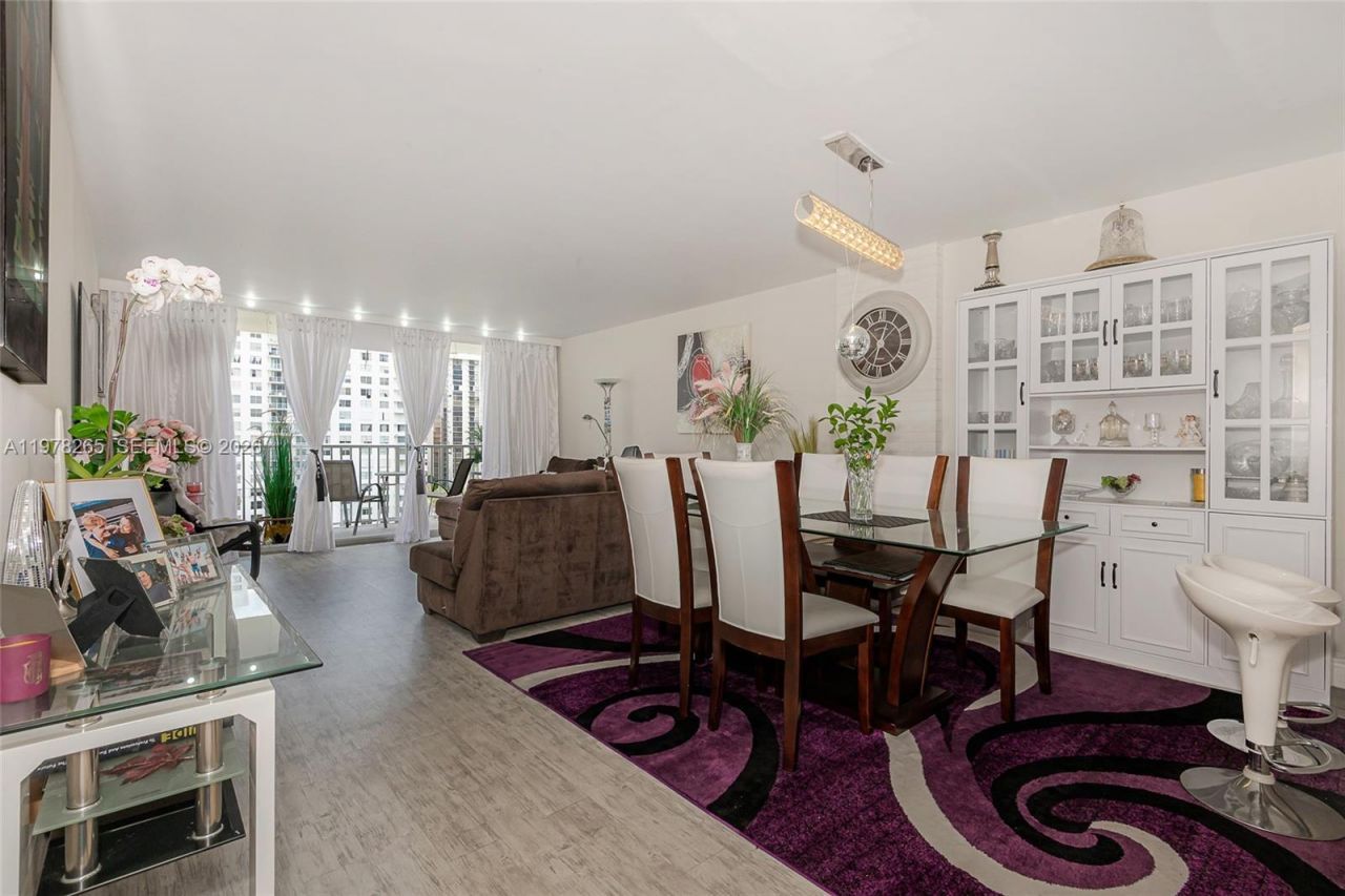 2801 NE 183rd St, Unit 1108W, Aventura, FL 33160 Photo