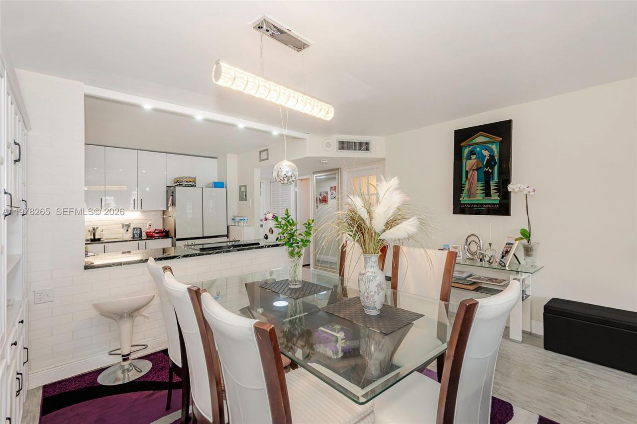 2801 NE 183rd St, Unit 1108W, Aventura, FL 33160 Photo