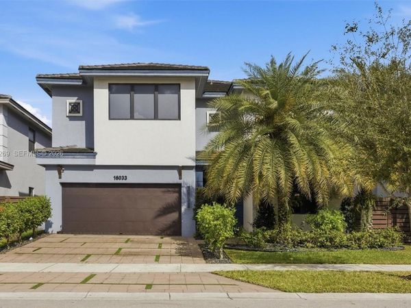 16033 NW 87th Ct , Miami Lakes, FL 33018