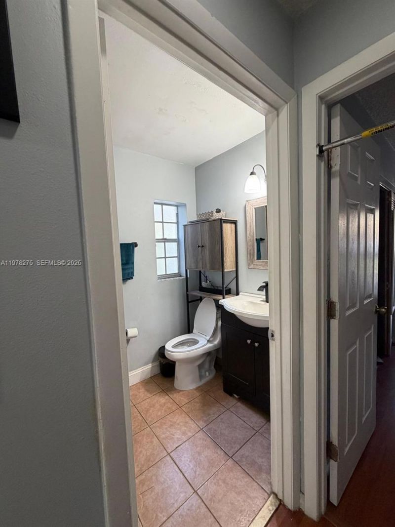 400 Somerset Way , Weston, FL 33326 Photo