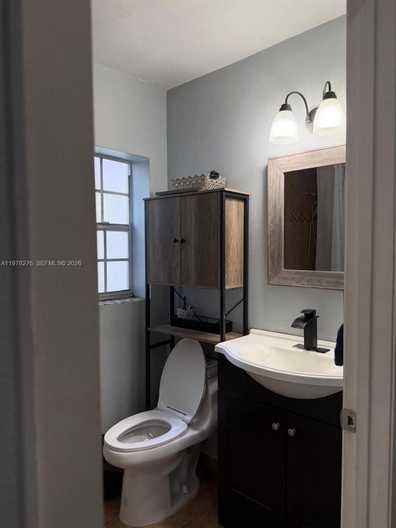 400 Somerset Way , Weston, FL 33326 Photo