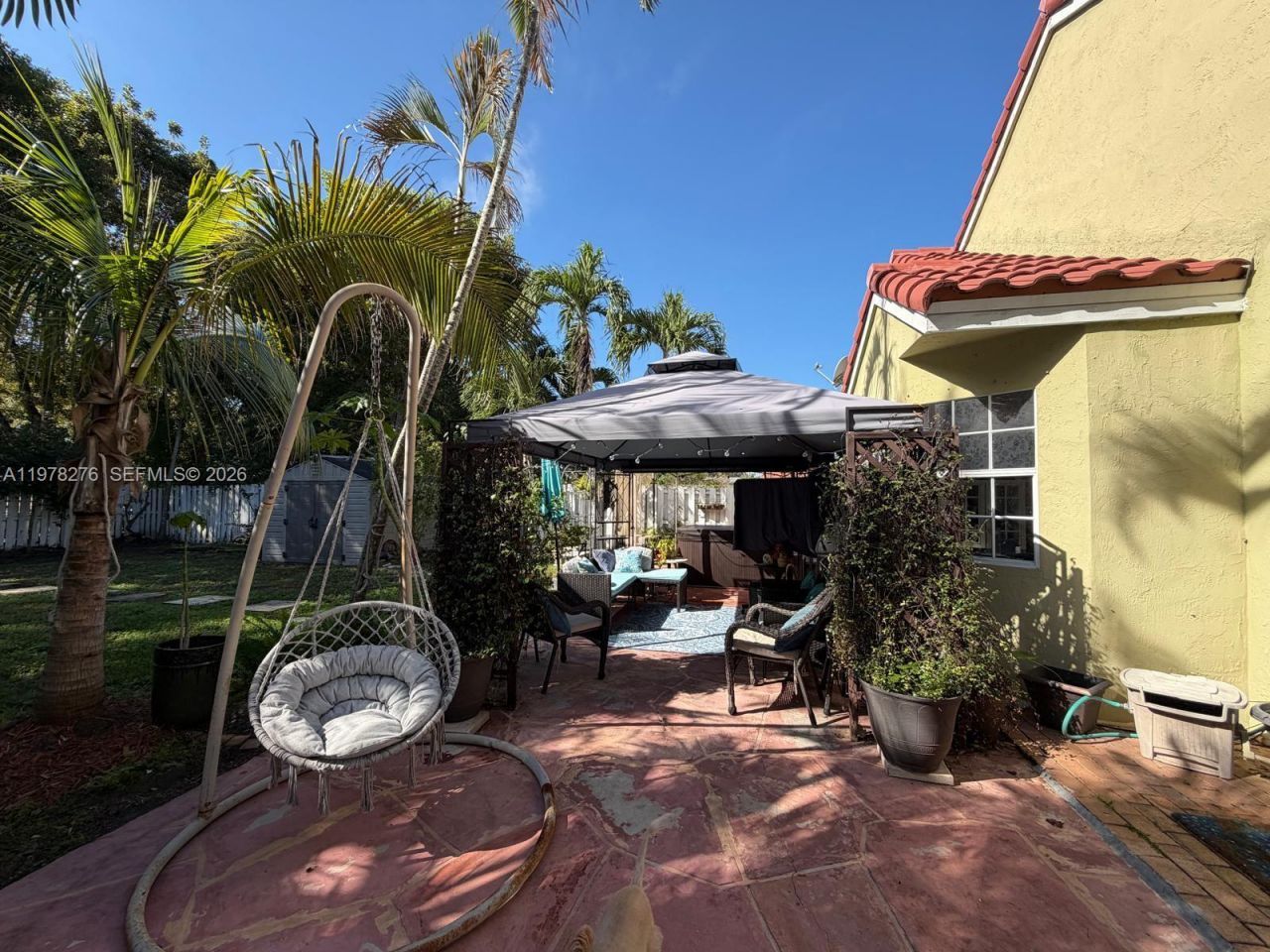 400 Somerset Way , Weston, FL 33326 Photo