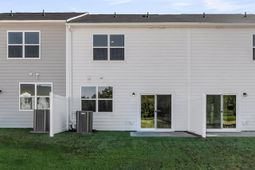 409 Colchester Court photo 4