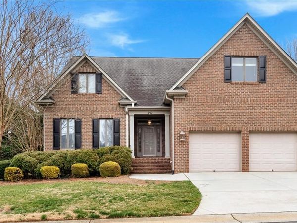 157 Cedar Lane , Bermuda Run, NC 27006