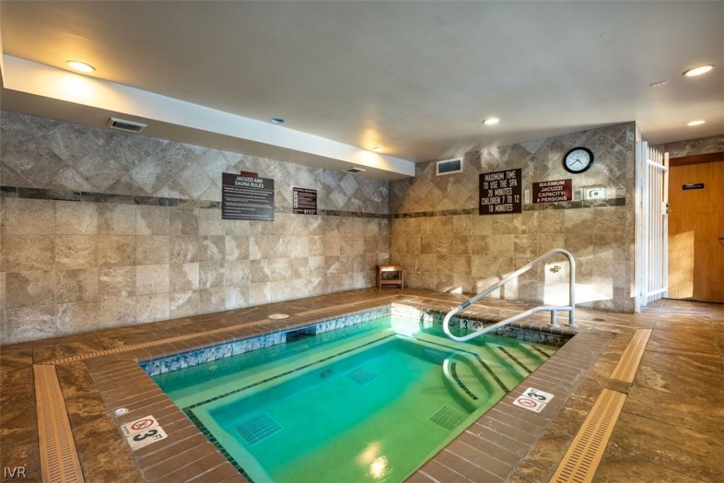 123 Juanita Drive, Unit 7, Incline Village, NV 89451 Photo