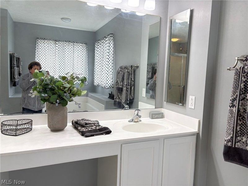 4708 Quincy Drive, Akron, OH 44321 Photo 26