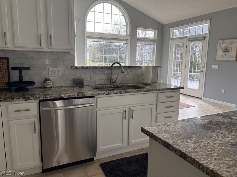 4708 Quincy Drive, Akron, OH 44321 Photo 7