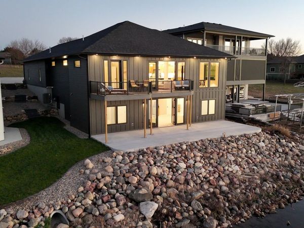 20 Helen Avenue, Milford, IA 51351