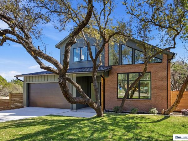 18305 Lake Oaks DR, Jonestown, TX 78645