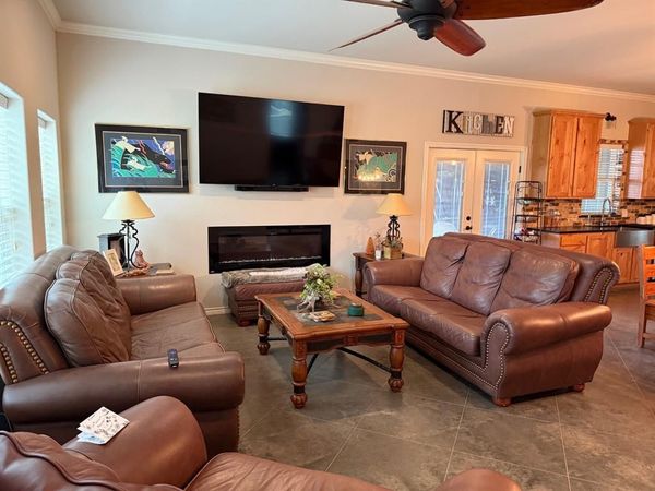 15542 Gholson Road , Waco, TX 76705