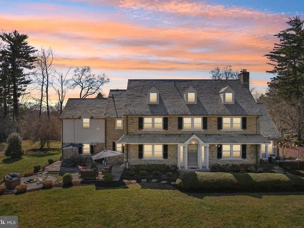 2211 YARDLEY, YARDLEY, PA 19067