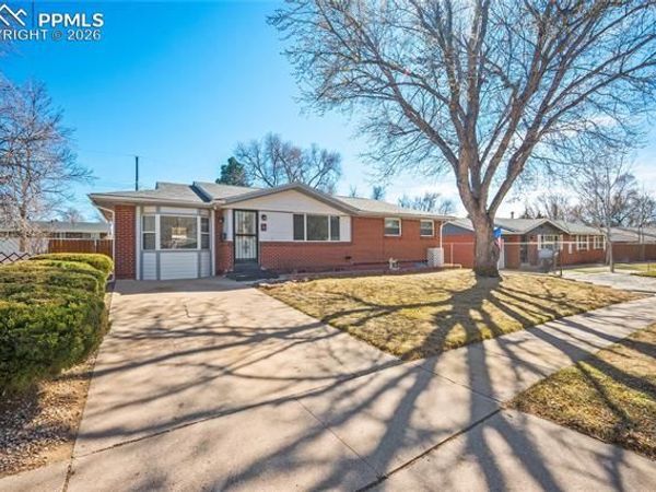 35 S Roosevelt Street, Colorado Springs, CO 80910