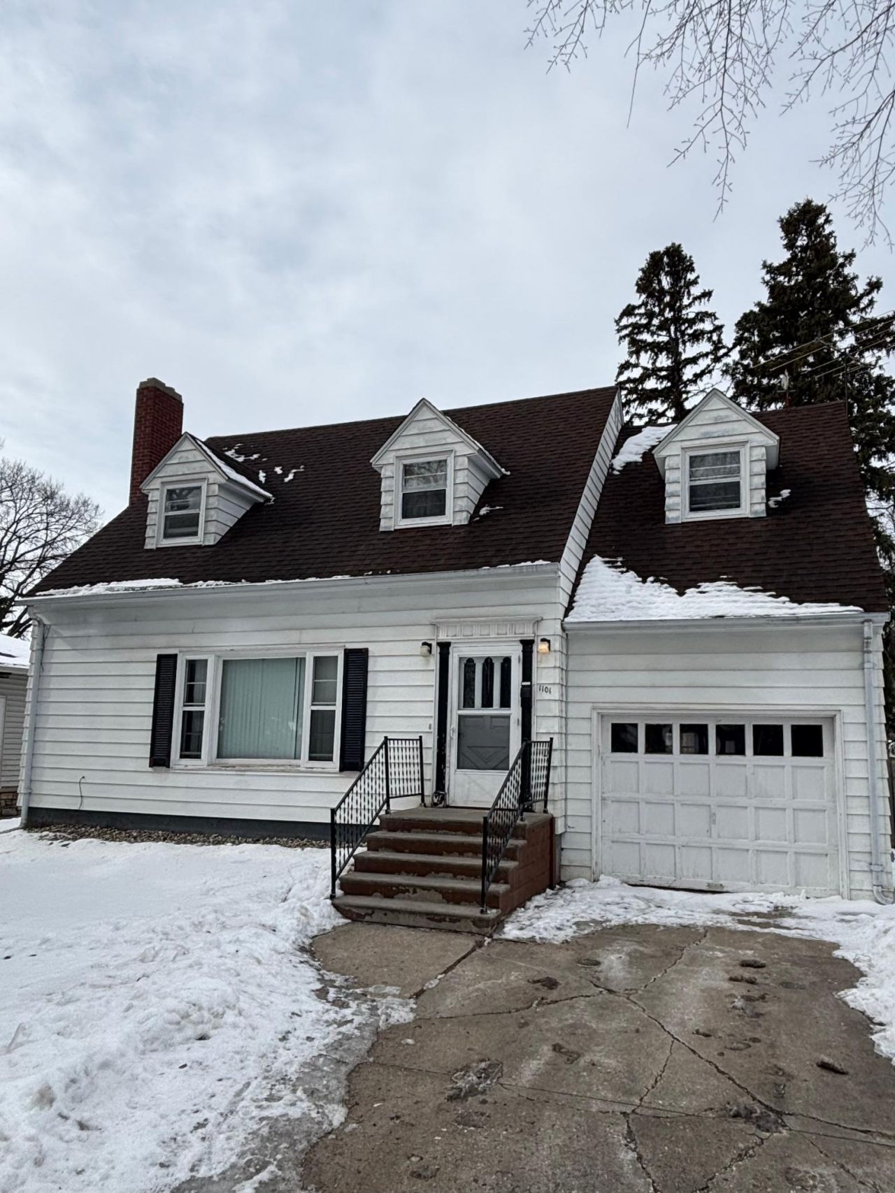 1101 11th Street S primary photo