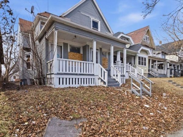 3205 N 20th STREET, Unit 3207, Milwaukee, WI 53206