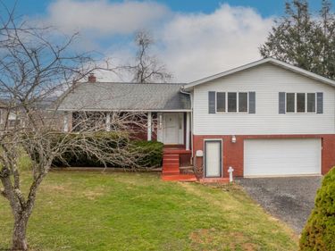 224 Hemlock Lane, Reedsville, WV 26547
