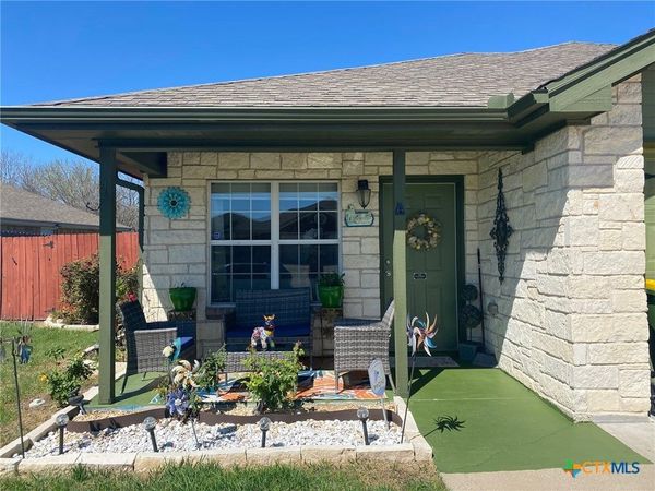 1004 Leah Drive, Unit B, Troy, TX 76579