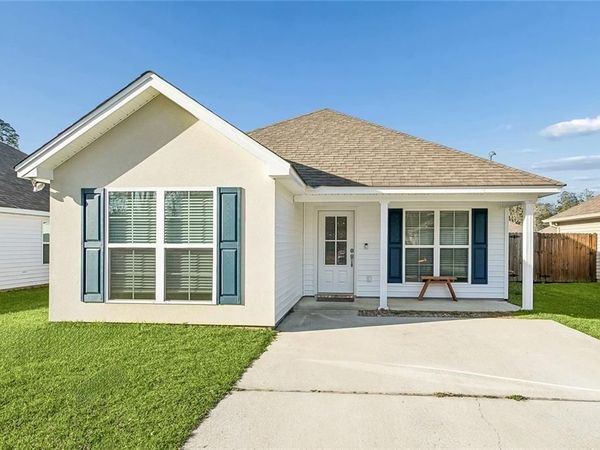 1523 PENROSE Street , Mandeville, LA 70448