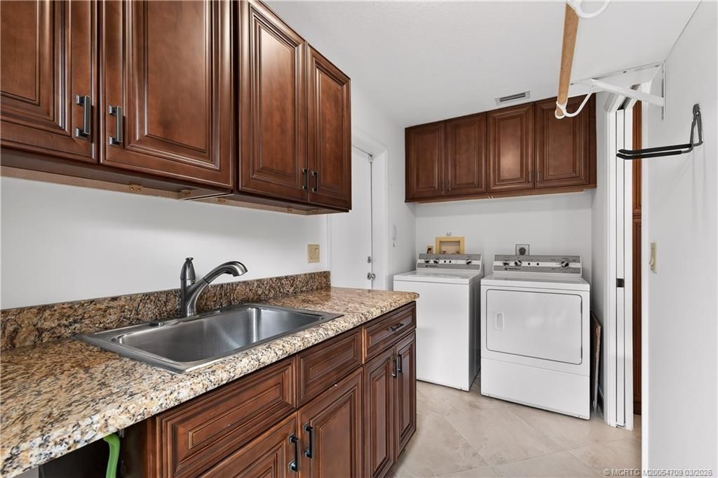 2467 SW Brookwood Lane, Palm City, FL 34990 Photo