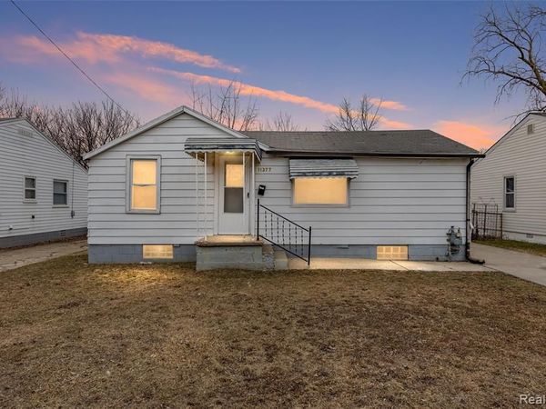 11377 Maxwell Avenue, Warren, MI 48089