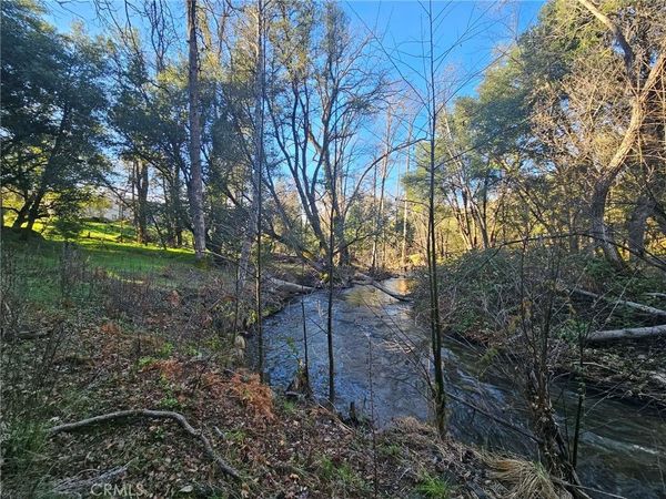 8 Road 225, North Fork, CA 93643