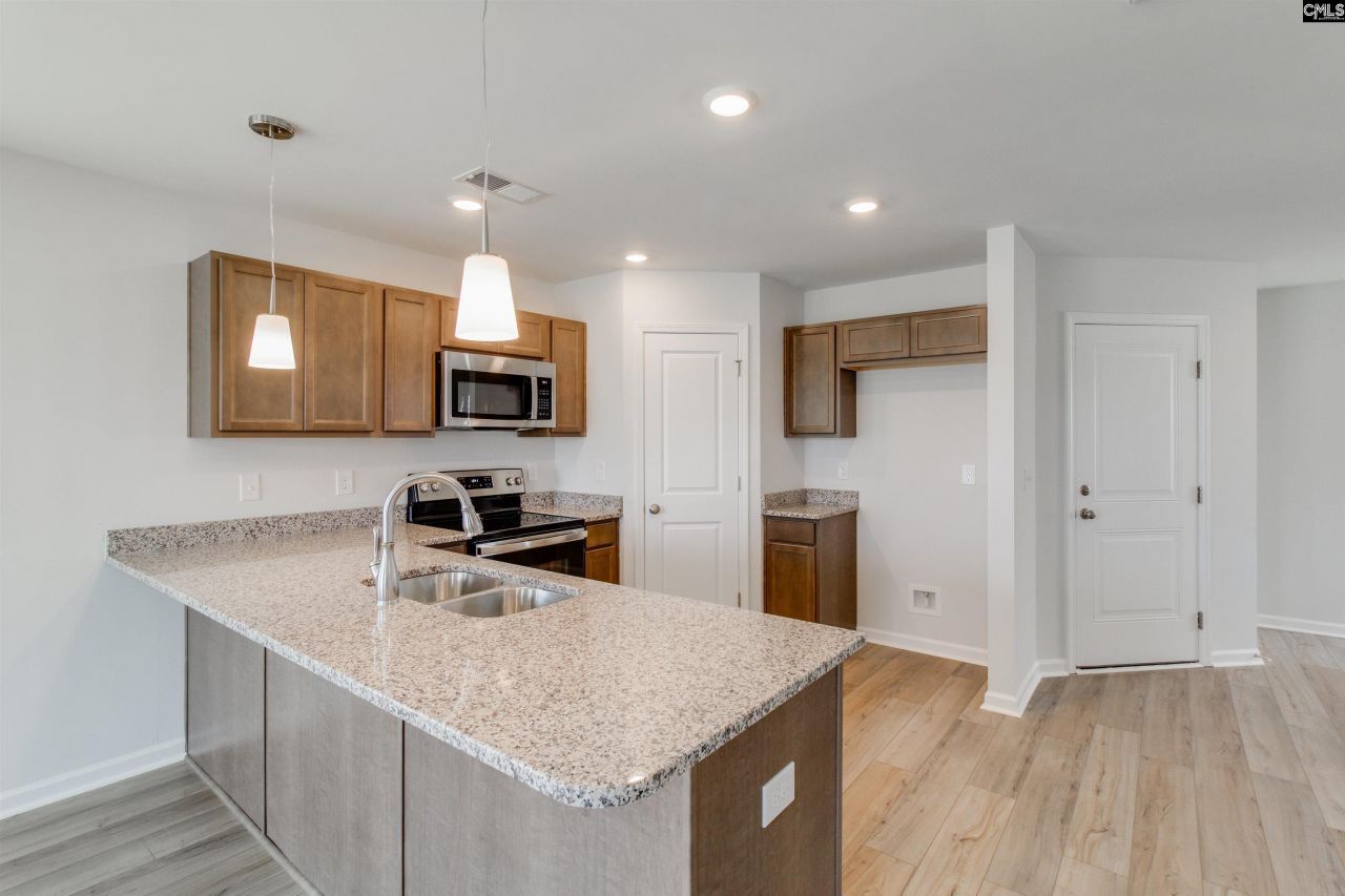 221 Laurinton Farms Drive Photo 10