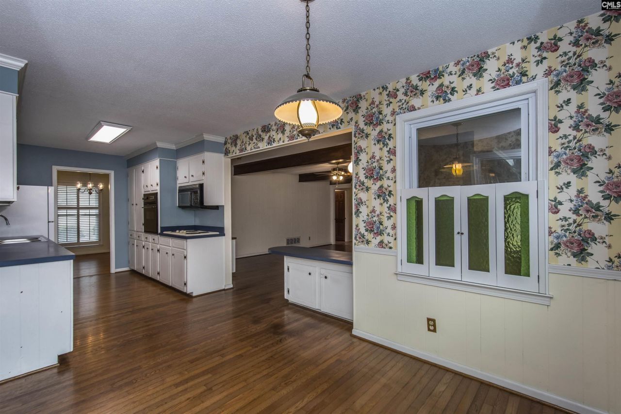 1707 Carl Road Photo 10